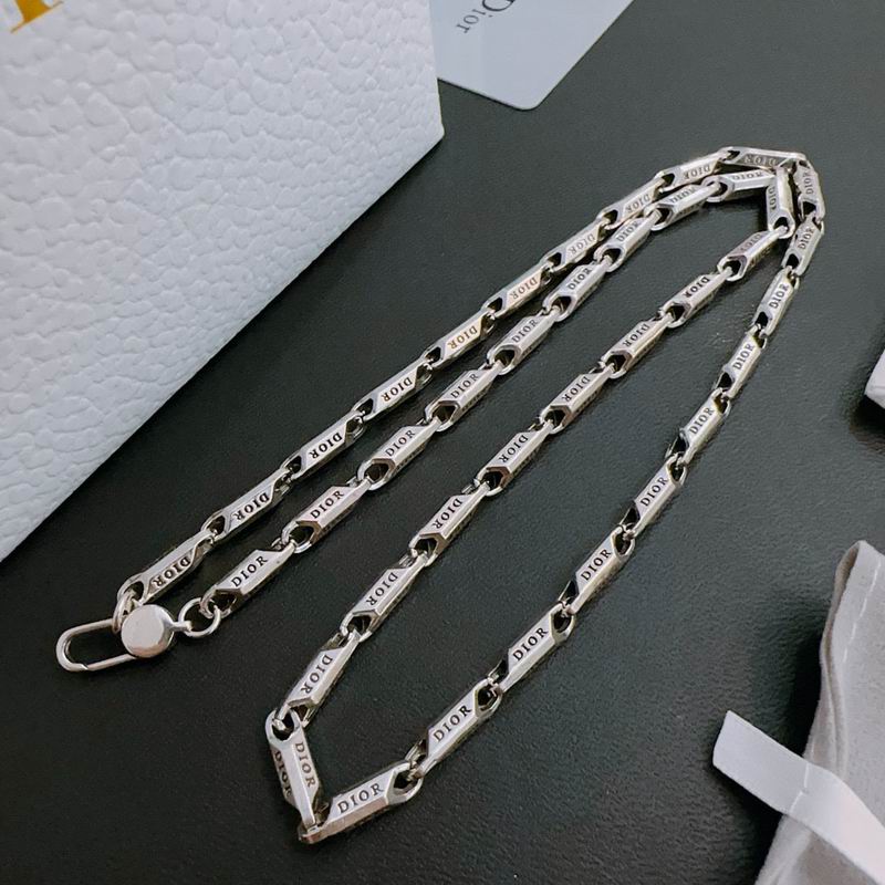 Dior Necklace 06yxh02